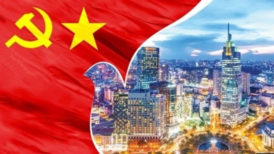 VN works together with int’l community to build a future of peace, prosperity